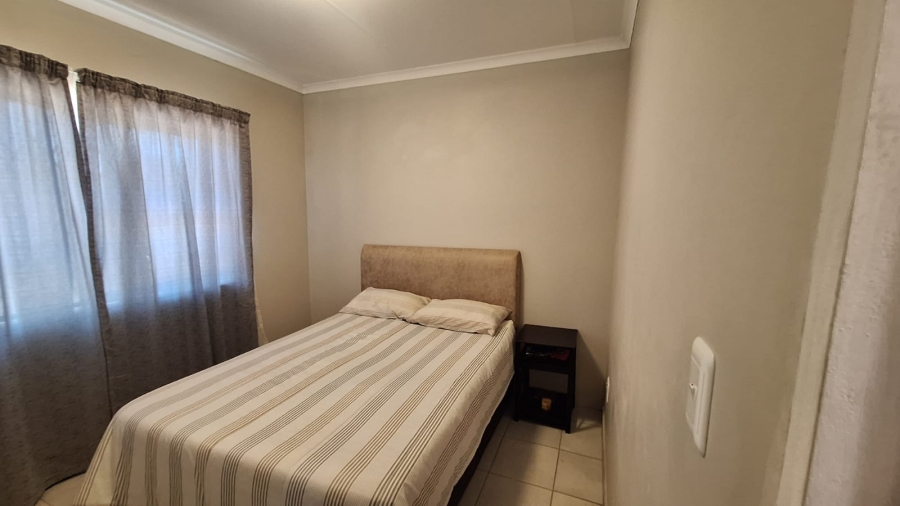 2 Bedroom Property for Sale in Rosemoor Western Cape